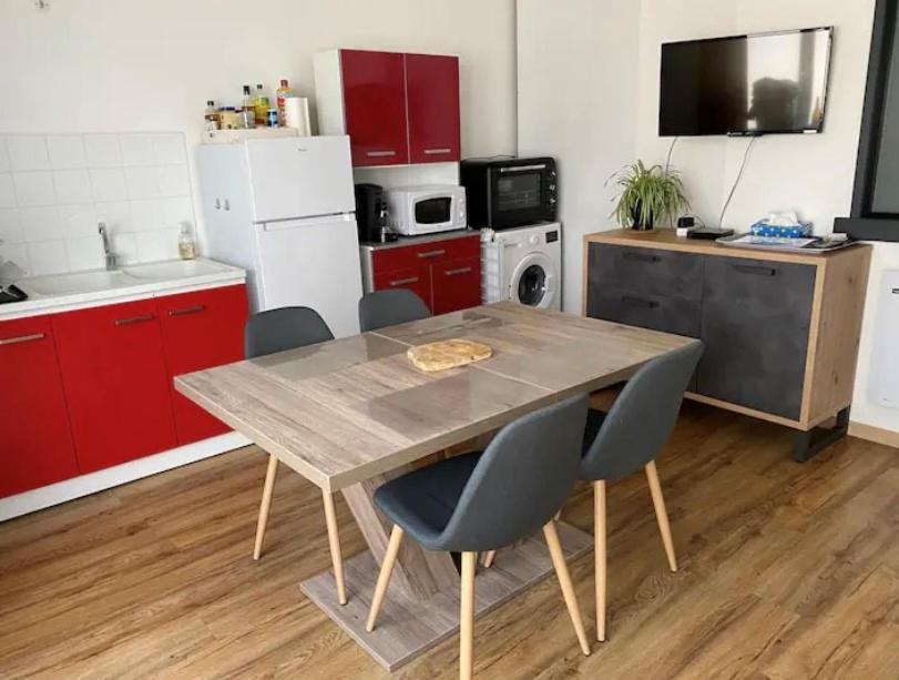 Joli T2 Dans Une Maison De Village Chateauroux-les-Alpes ภายนอก รูปภาพ